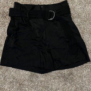 Reiss Black Belted Shorts Size 4 (US)